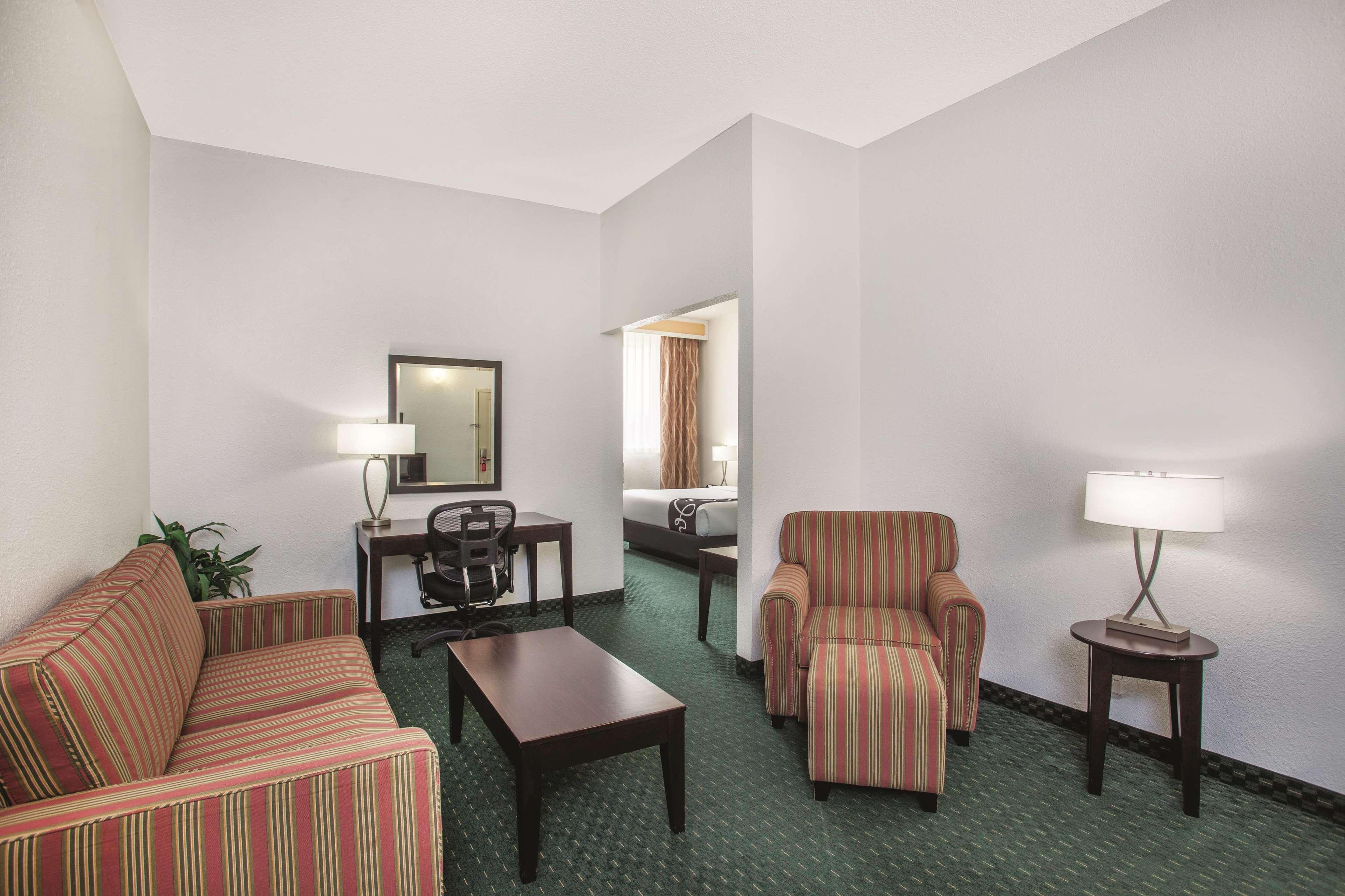 University Inn & Suites Berkeley Buitenkant foto