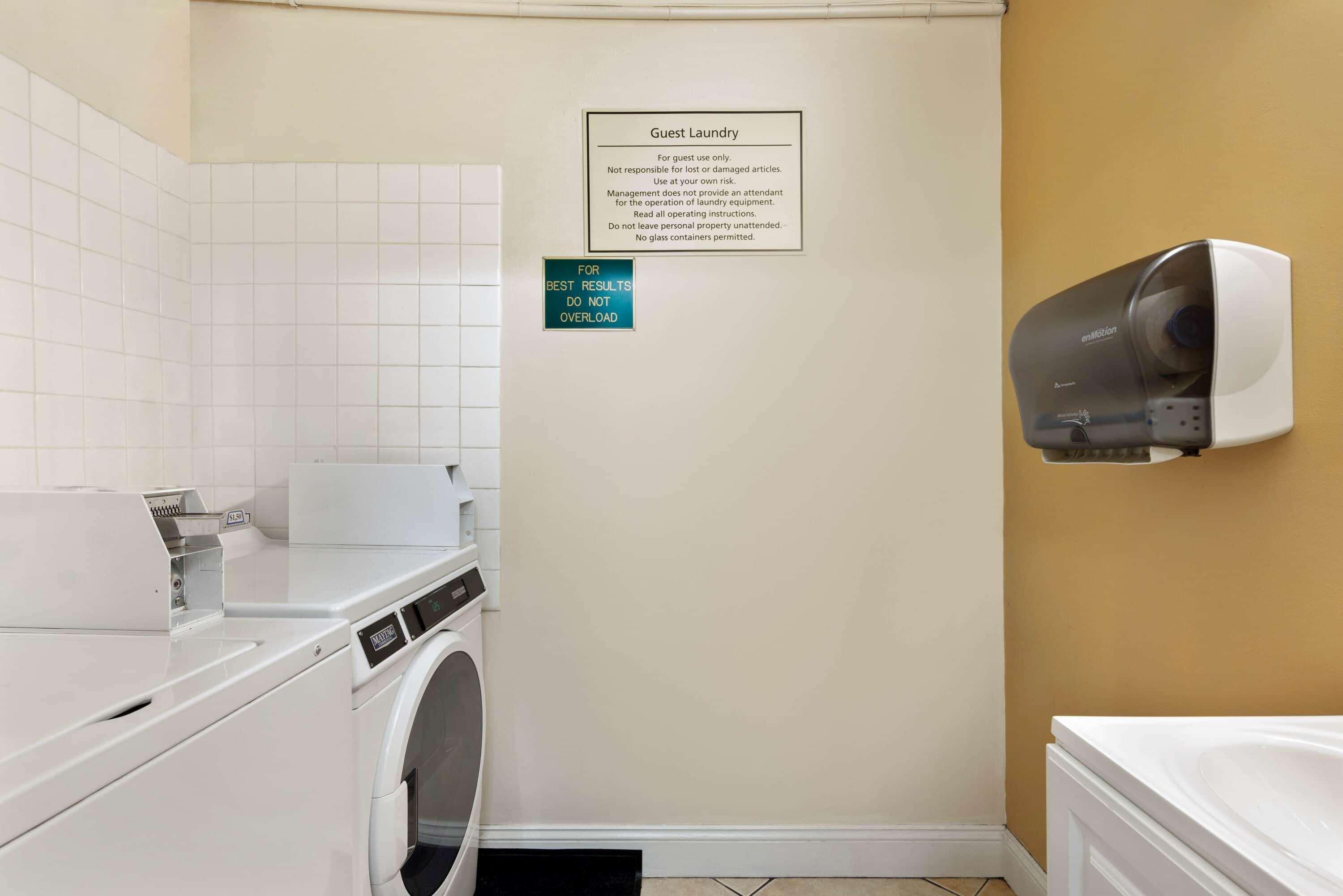 University Inn & Suites Berkeley Buitenkant foto