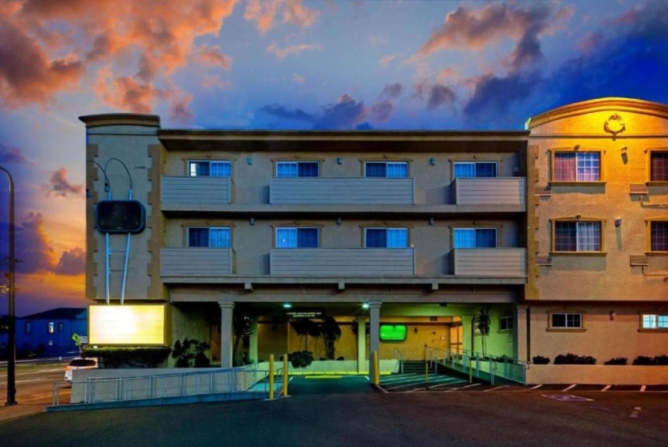 University Inn & Suites Berkeley Buitenkant foto