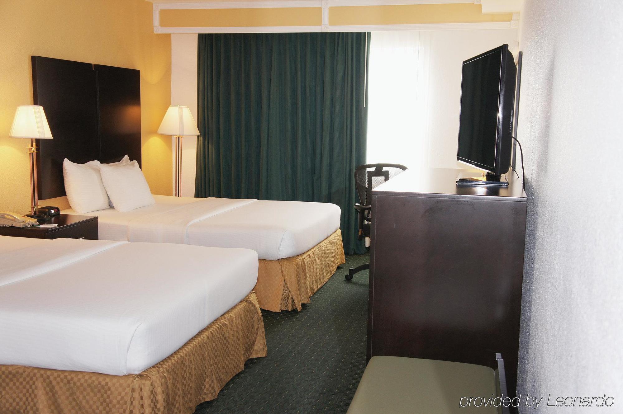 University Inn & Suites Berkeley Buitenkant foto
